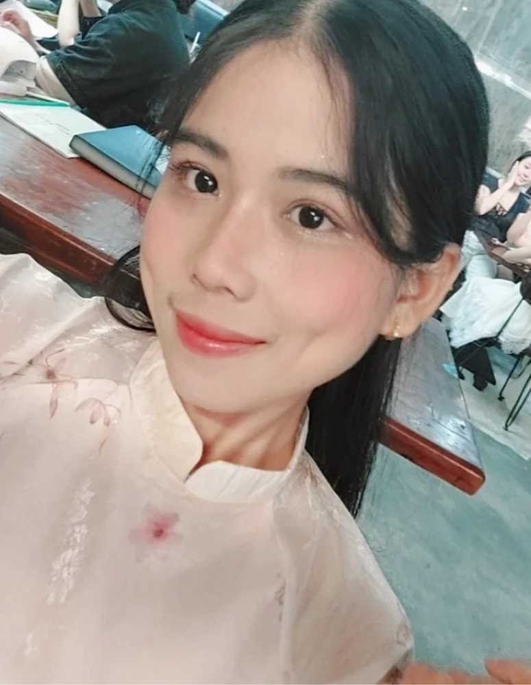 Elena Kieu｜호치민 프라이빗 가이드｜베트남 현지 가이드