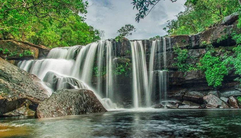 溪爭泉(Suoi Tranh Waterfall Phu Quoc)
