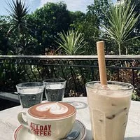 올 데이 커피 (All Day Coffee)