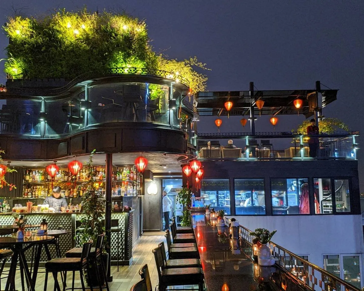 더 구메 코너 레스토랑 (The Gourmet Corner Restaurant)