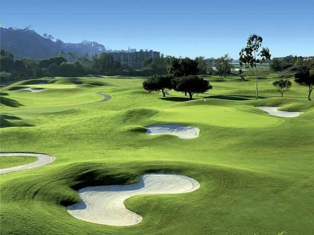 씨 링크스 골프 앤 컨트리 클럽 (Sea Links Golf & Country Club)