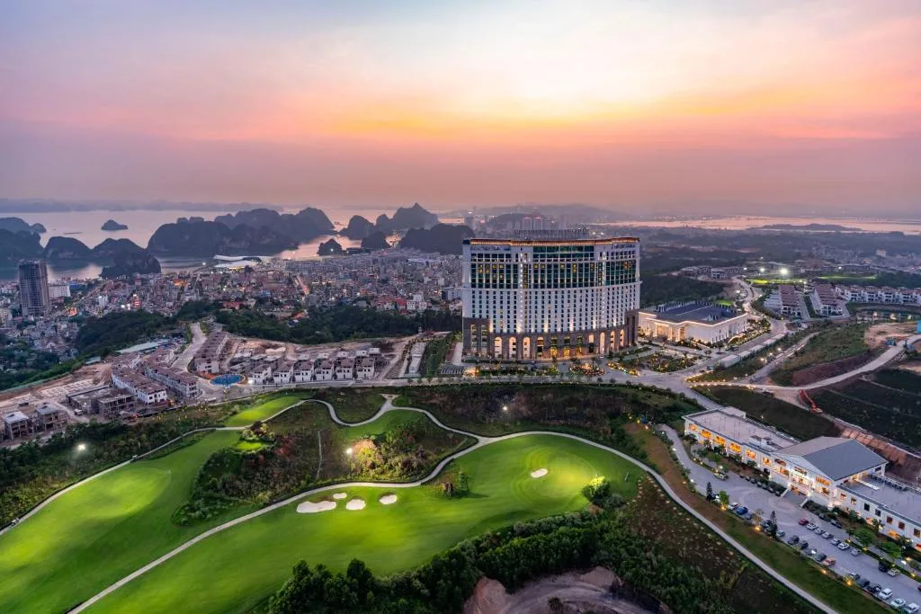 FLC 하롱 골프 클럽 (FLC Ha Long Golf Club)